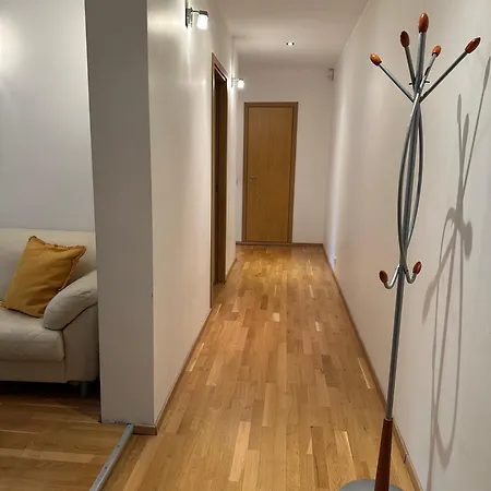 Apartment Lovely Raevala *